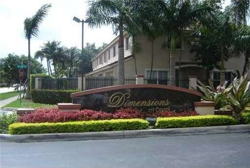 11619 NW 48 Ln, Doral, FL 33178 - photo 1