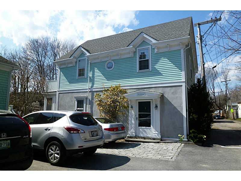 34 Catherine St unit The Cottage, Newport, RI 02840 - photo 1