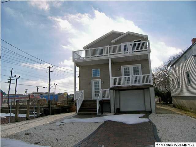 102 W 23rd St, Ship Bottom, NJ 08008 - photo 1