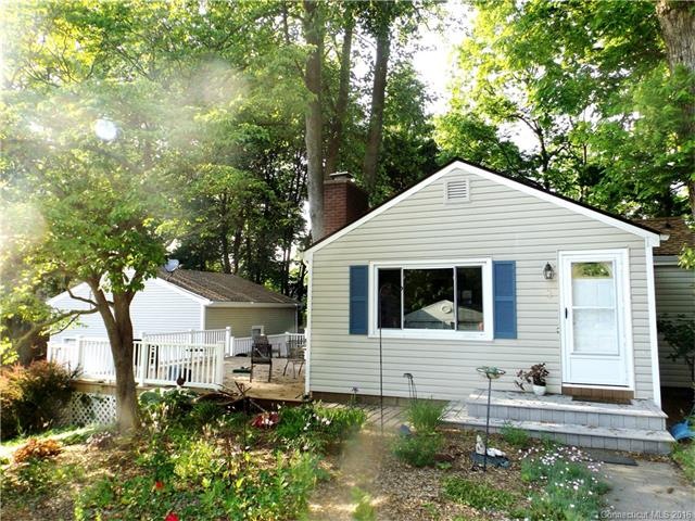 8 Mohawk Trail, East Hampton, CT 06424 - photo 1