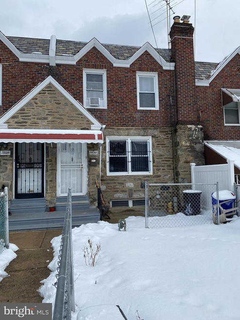 7230 Pine St, Upper Darby, PA 19082 - photo 1