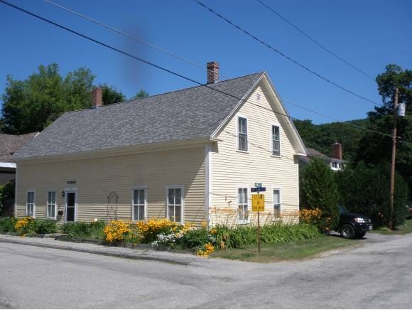 9 Palmer St, Gorham, NH 03581 - photo 1