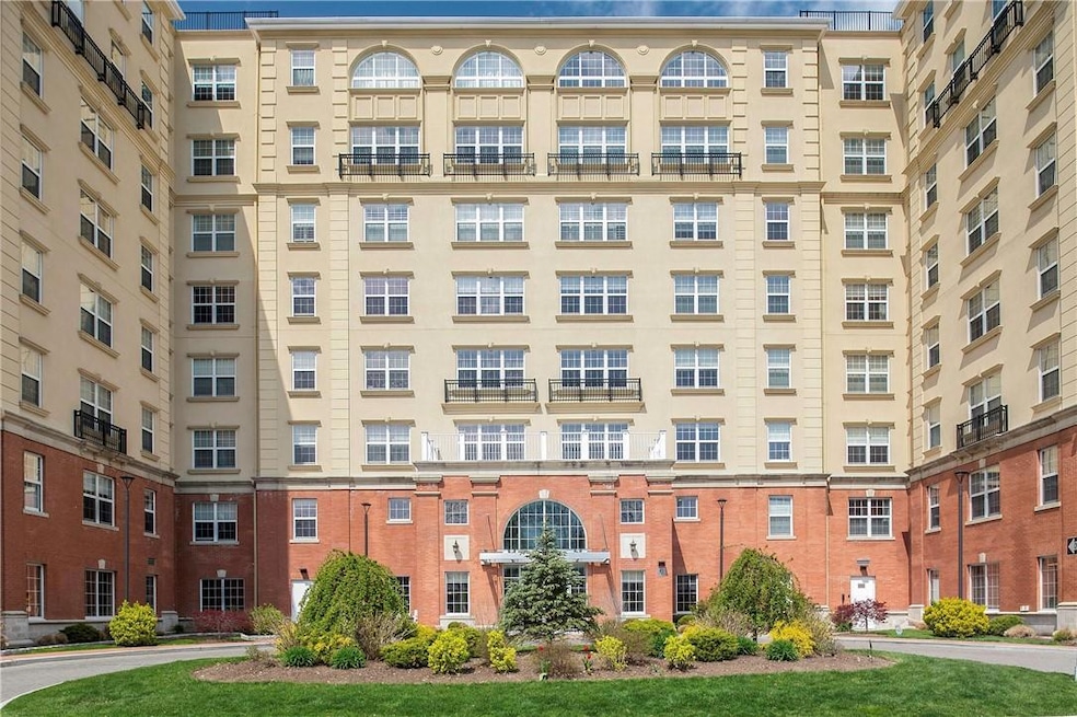 Cambium Condos unit 302, Larchmont, NY 10538 - photo 1