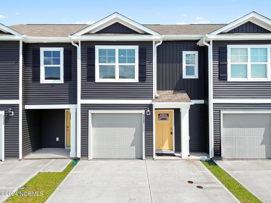 3121 Lobelia Ln unit 202, Leland, NC 28451 - photo 1