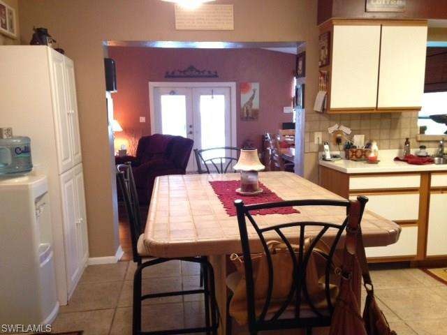 Eat in Kitchen with Island