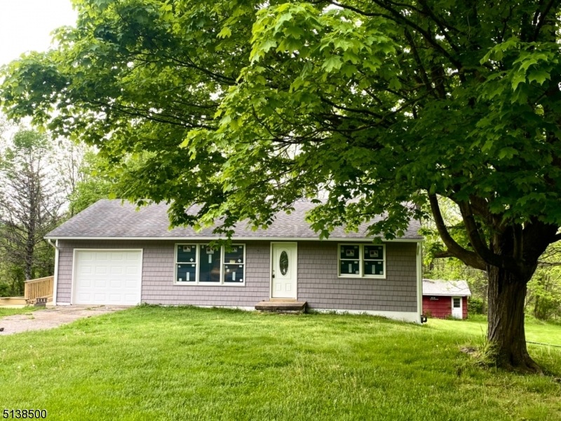 102 Beaver Run Rd, Hamburg, NJ 07419 - photo 1