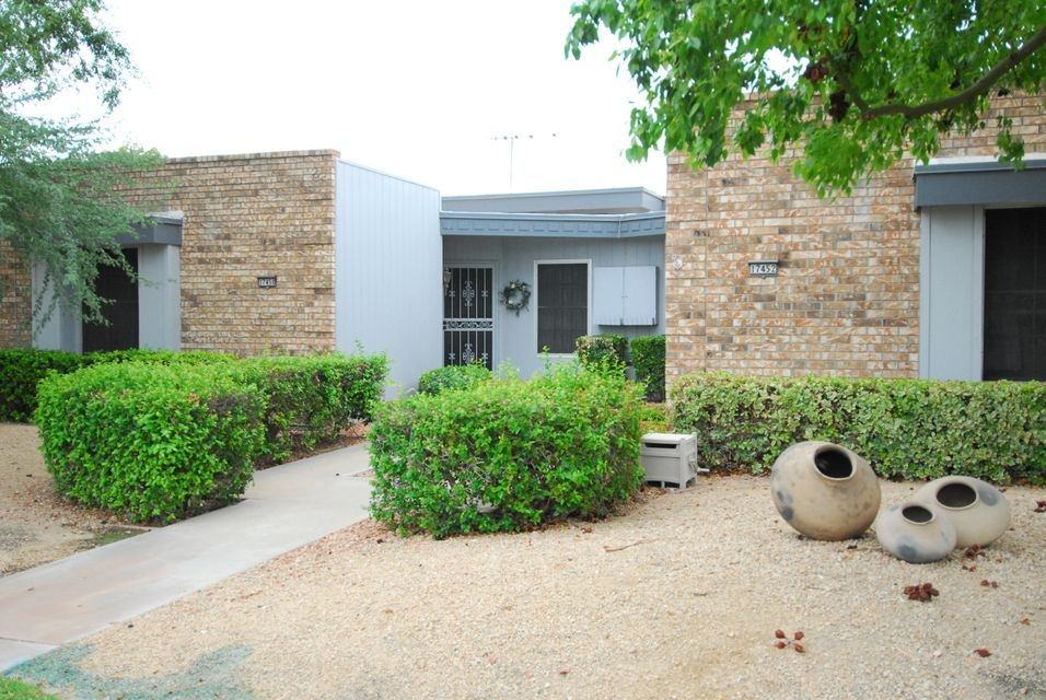 17450 N Boswell Blvd, Sun City, AZ 85373 - photo 1