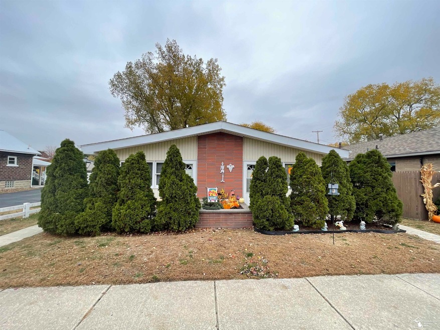 1620 Monroe St, Carleton, MI 48117 - photo 1