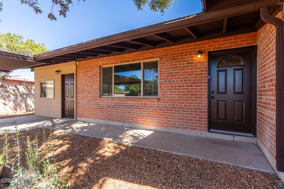 6865 E 38th St, Tucson, AZ 85730 - photo 1