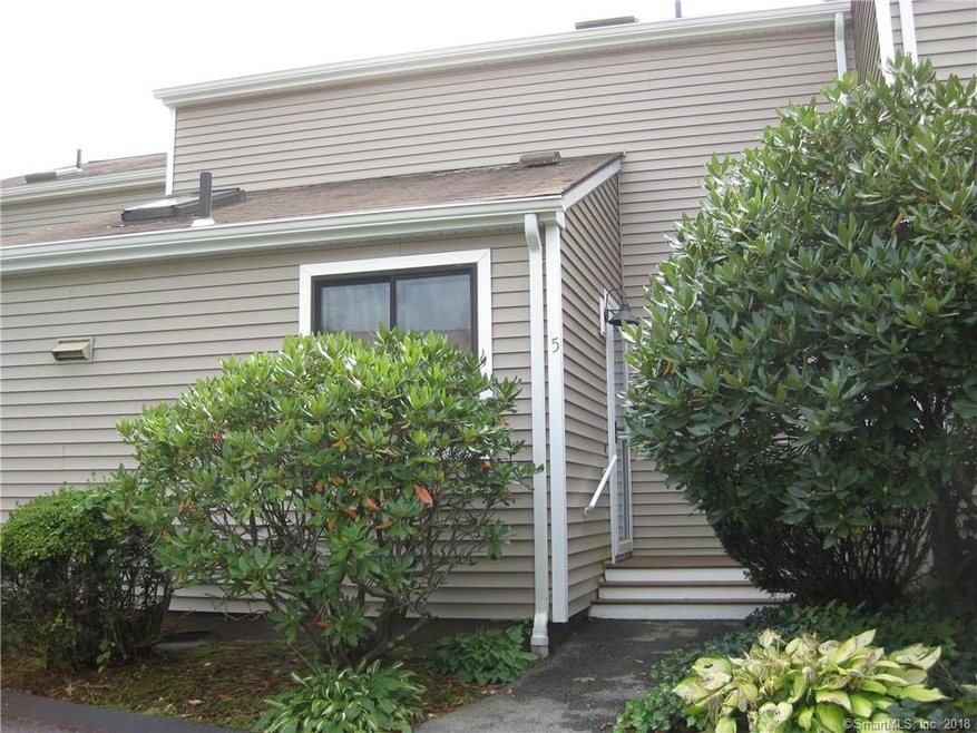 31 Hewitt Rd unit C5, Mystic, CT 06355 - photo 1