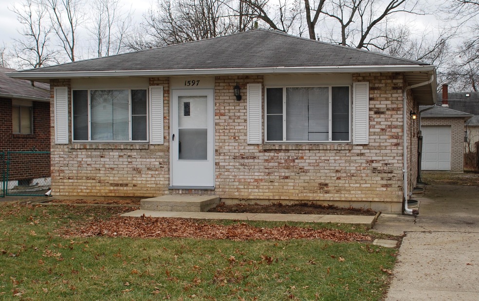 1597 Elmore Ave, Columbus, OH 43224 - photo 1