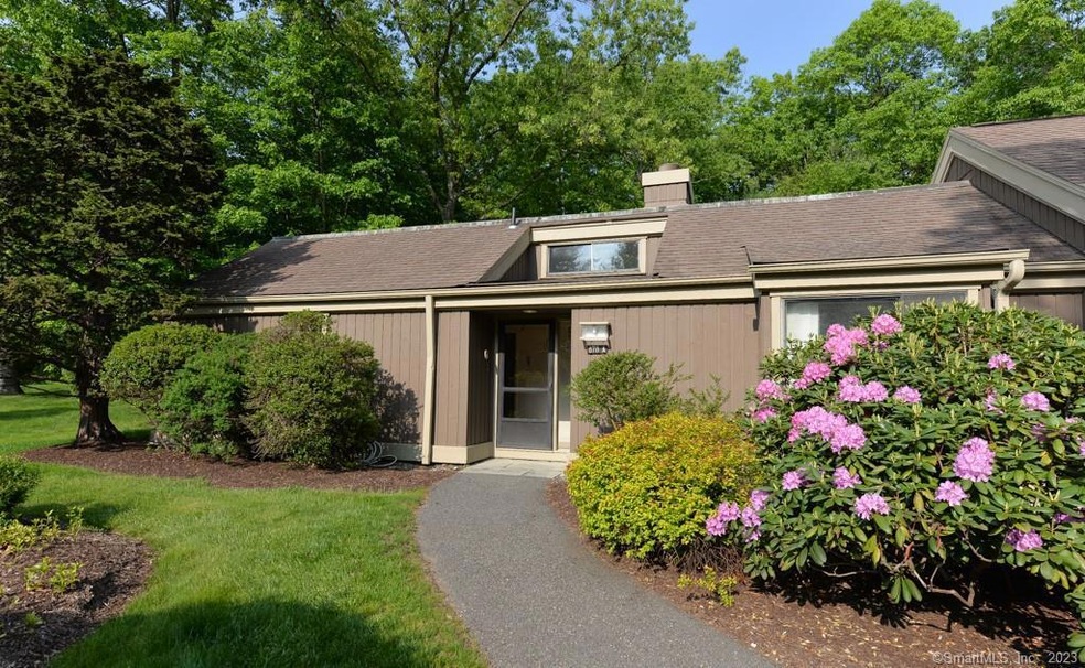 878 Heritage Village unit A, Southbury, CT 06488 - photo 1