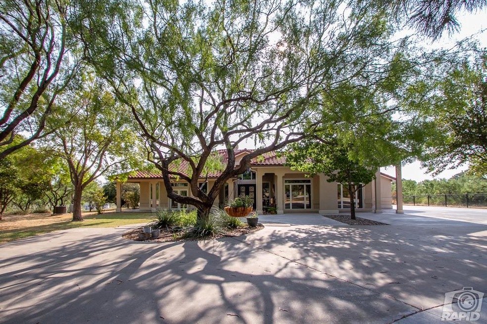 11305 Spring Creek Ln, San Angelo, TX 76904 - photo 1