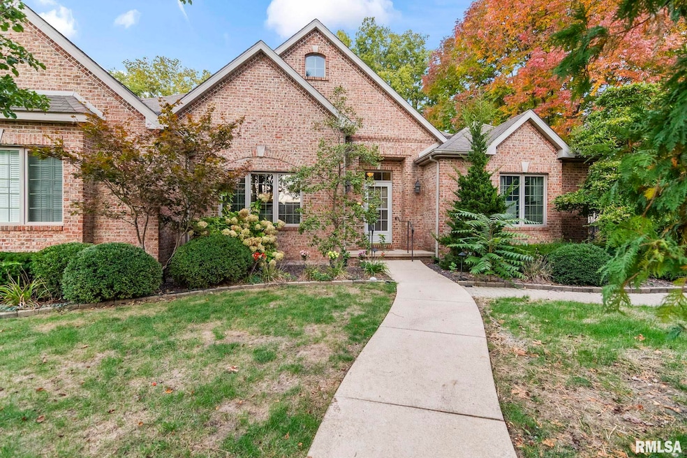 2001 Maryknoll Place, Springfield, IL 62704 - photo 1