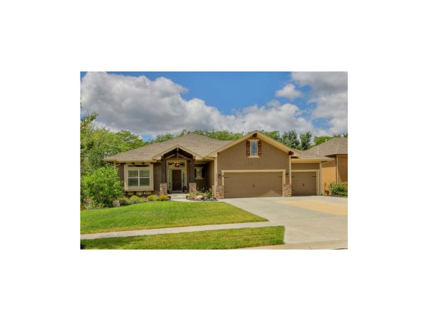 4BR/3.5BA home offers over 2,700 square feet of be