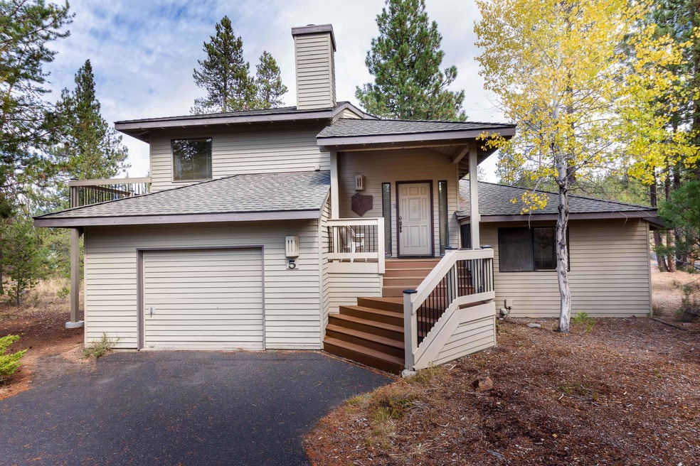 17698 Rogue Ln, Sunriver, OR 97707 - photo 1