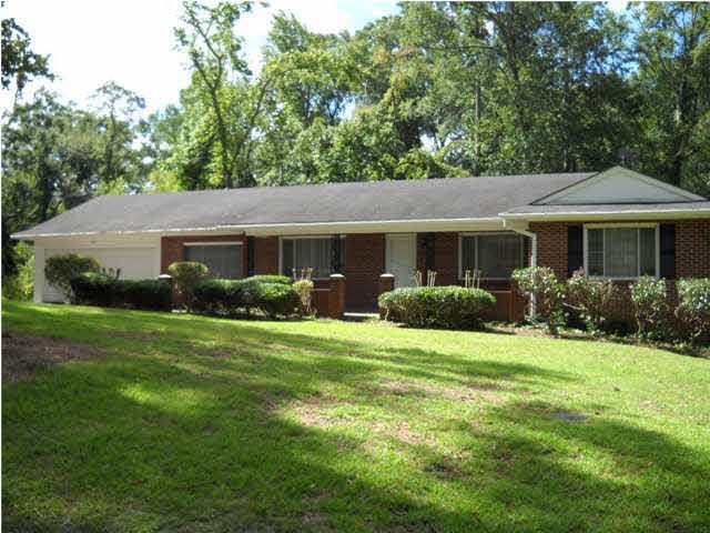 Well maintained yard