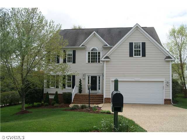 Exterior Front - Beautiful vinyl sided home in a c