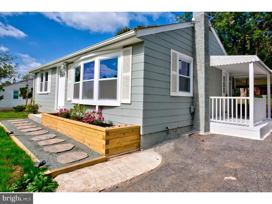 1050 Levengood Rd, Pottstown, PA 19464 - photo 1