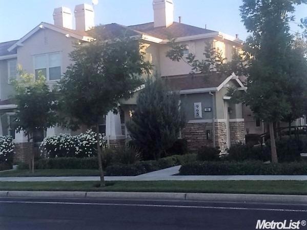 968 Greger St unit 96, Oakdale, CA 95361 - photo 1