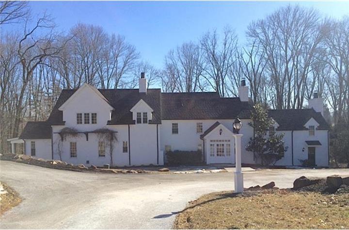 812 Maplewood Rd, Wayne, PA 19087 - photo 1