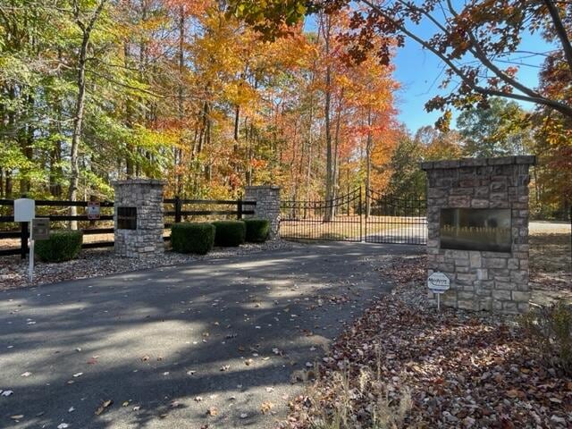 19 Five Points Dr, Russell Springs, KY 42642 - photo 1