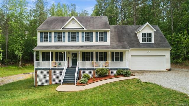 3963 Running Fox Ct, Powhatan, VA 23139 - photo 1