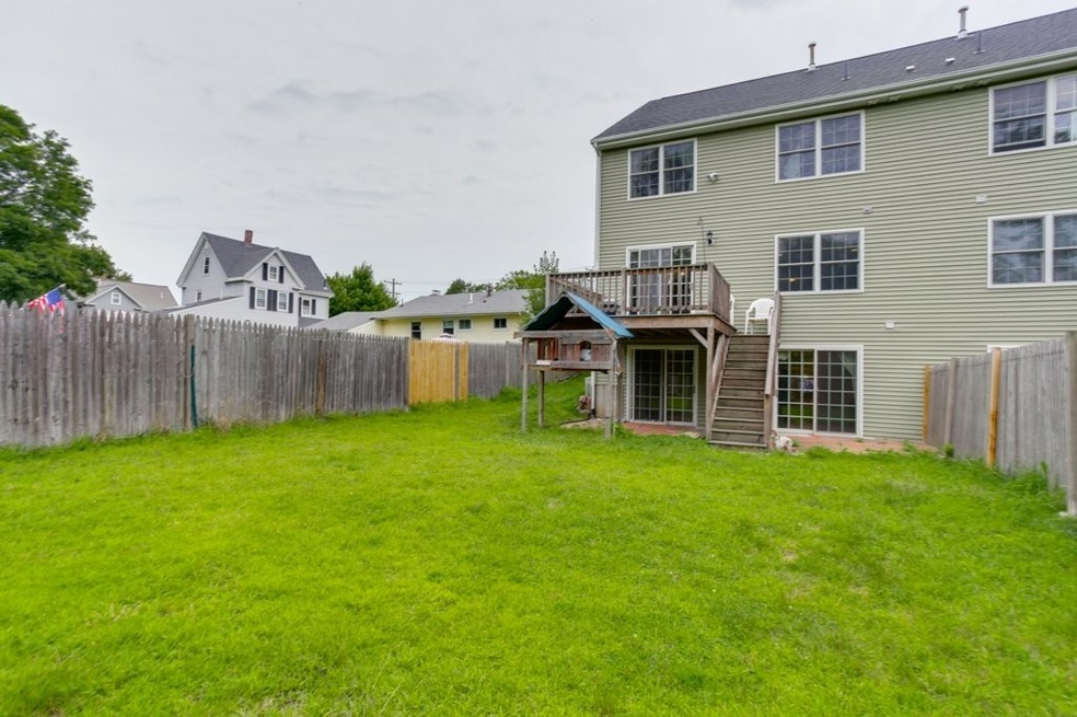 1025 Waverly St unit B, Framingham, MA 01702 - photo 1