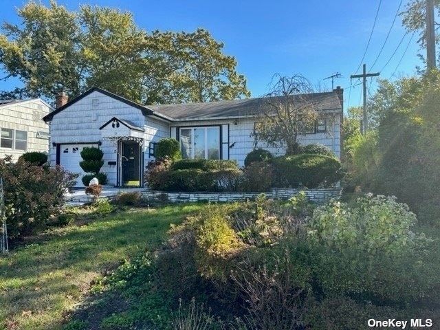 15 Forest Rd, Valley Stream, NY 11581 - photo 1