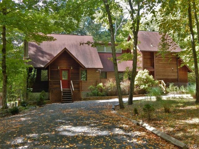 1354 Pocono Mountain Lake Dr, Bushkill, PA 18324 - photo 1