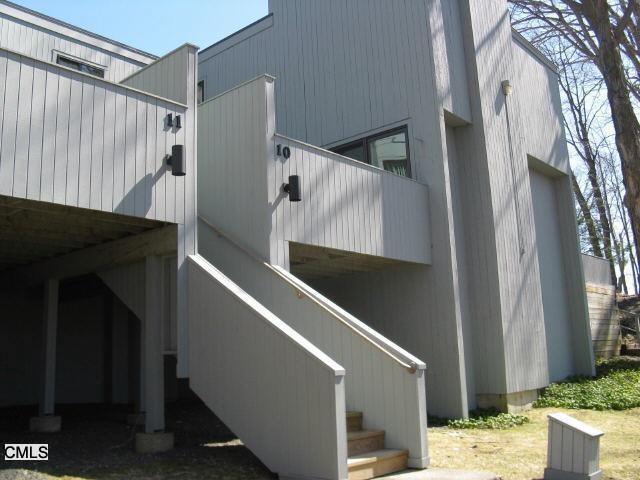 10 Sugar Maple Ln, Ridgefield, CT 06877 - photo 1