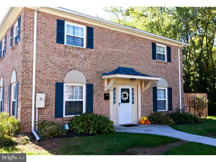 16 Delancy Ct, North Wales, PA 19454 - photo 1