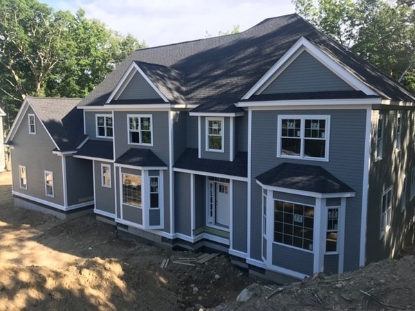 8 Carole Way, Danvers, MA 01923 - photo 1