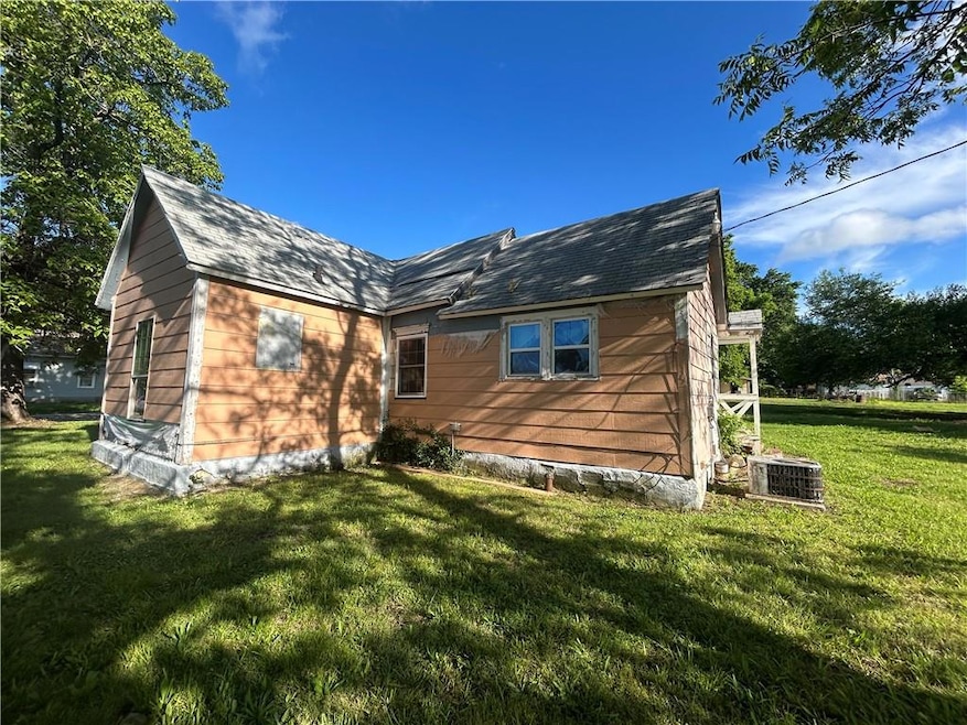 Pending $14,900