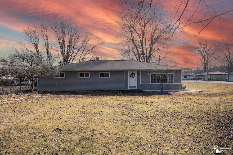 8600 Lewis Ave, Temperance, MI 48182 MLS 50134385