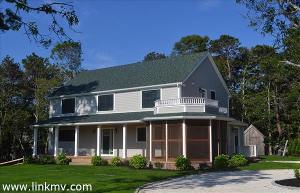 11 Crescent Rd, Oak Bluffs, MA 02568 - photo 1