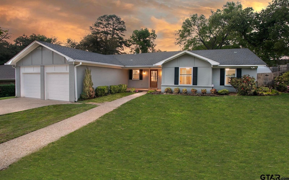 Under Contract $326,999