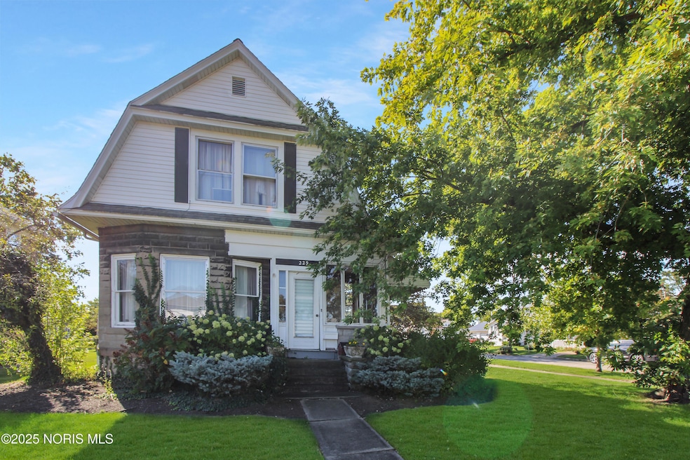 229 W 4th St, Port Clinton, OH 43452 - photo 1