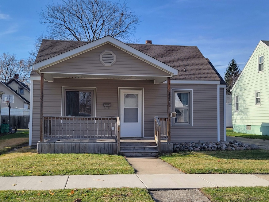 1608 Wilson St, Bay City, MI 48708 - photo 1