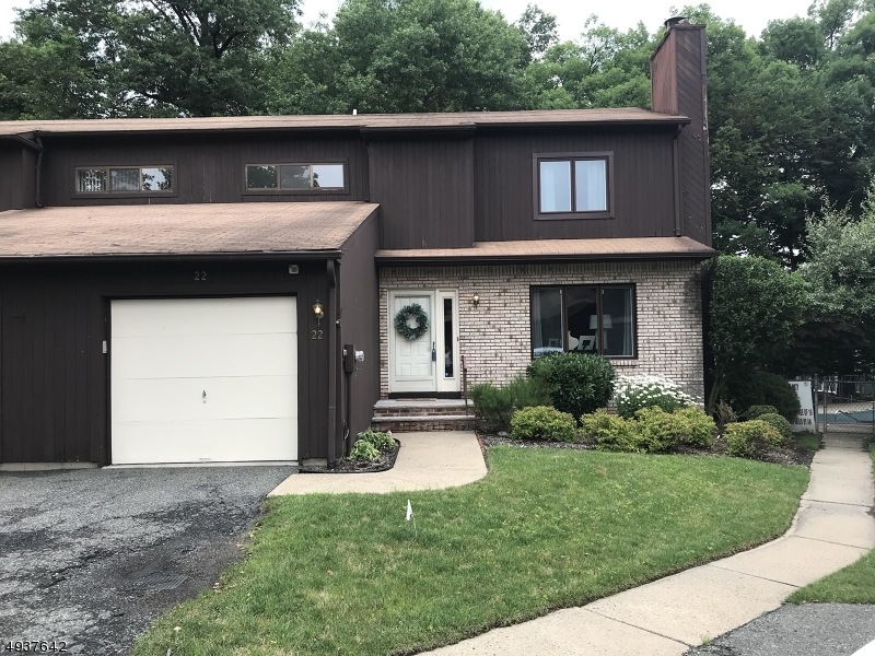 22 Mountain Ridge Dr, Cedar Grove, NJ 07009 - photo 1