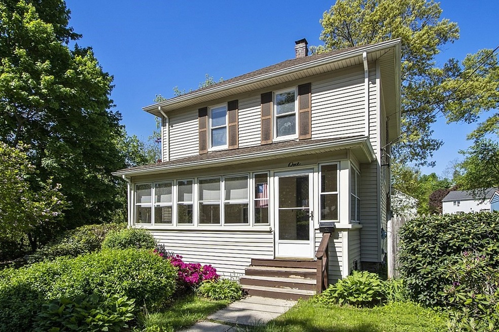 1 Wentworth St, Worcester, MA 01603 - photo 1