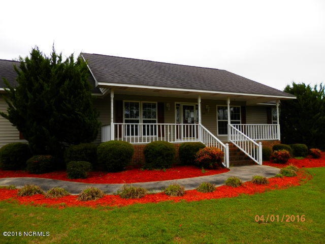 235 Hemlock Dr, Whiteville, NC 28472 - photo 1