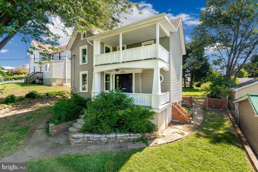 518 N Maple Ave, Brunswick, MD 21716 - photo 1