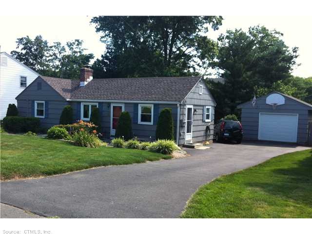 42 Fairfield Ave, Newington, CT 06111 - photo 1