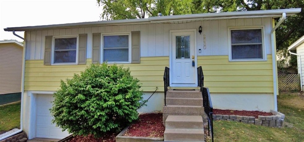 2330 W 58th St, Davenport, IA 52806 - photo 1