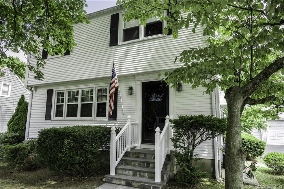 60 New St, Fairfield, CT 06825 - photo 1