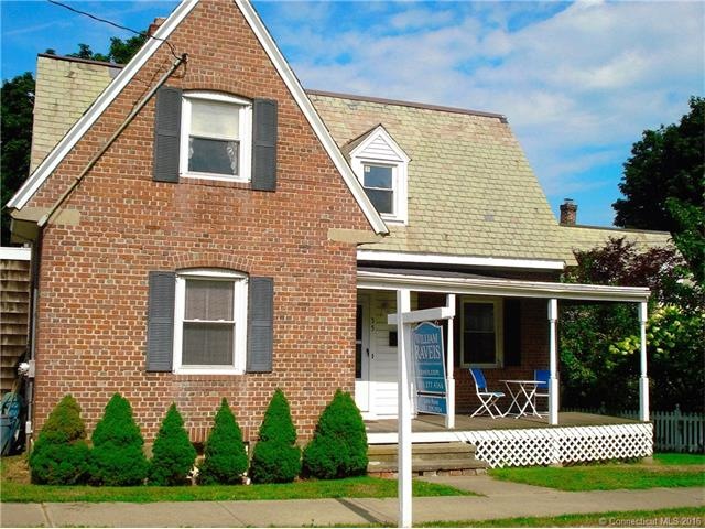 35 Hemlock St, Stratford, CT 06615 - photo 1
