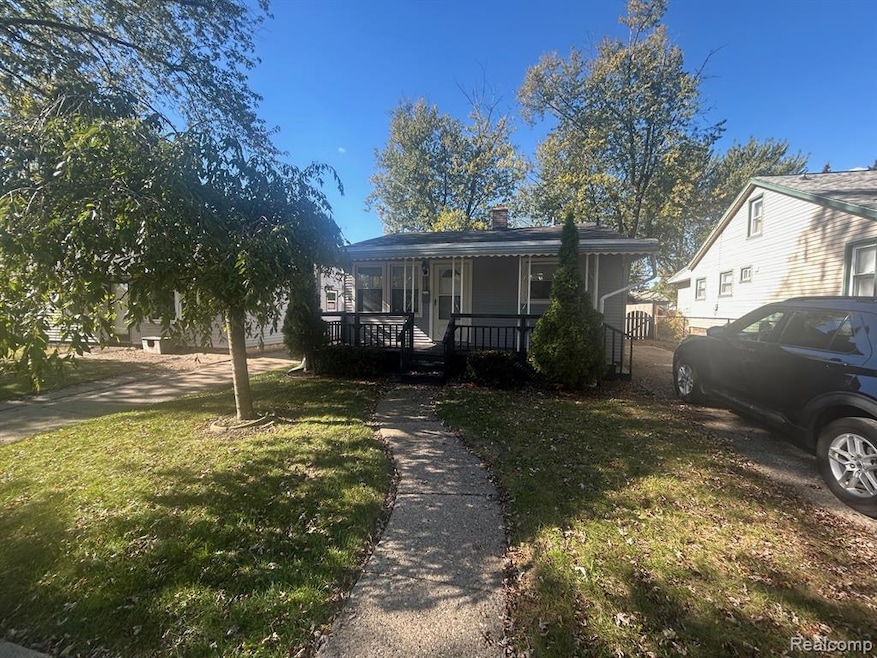 23109 Stauber Ave, Hazel Park, MI 48030 - photo 1