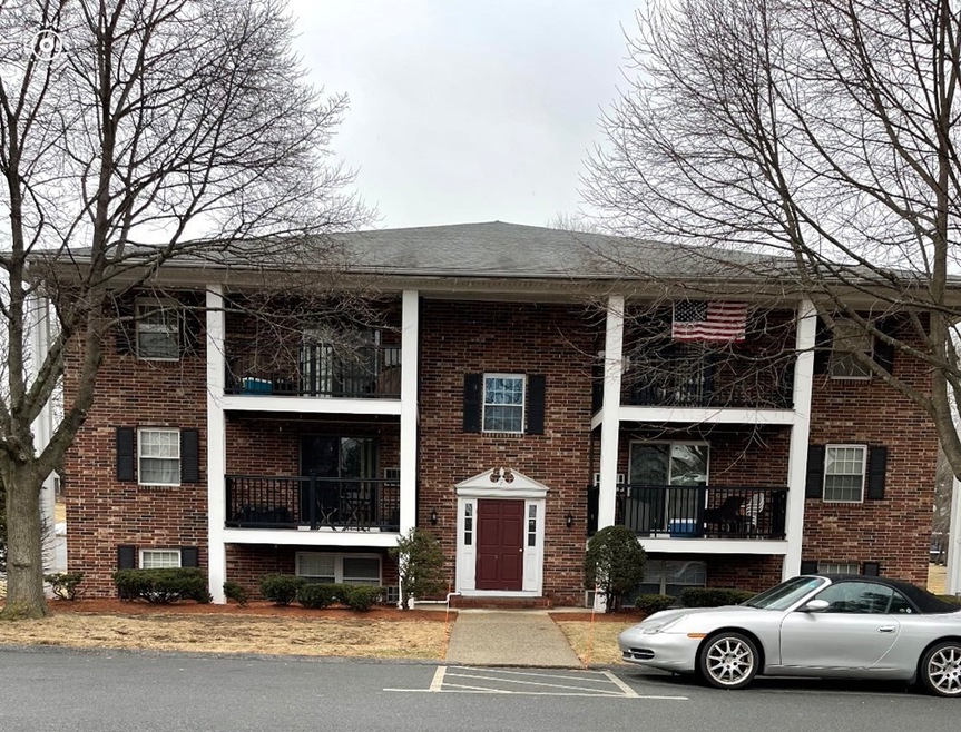 7 Walker Rd unit 6, North Andover, MA 01845 - photo 1