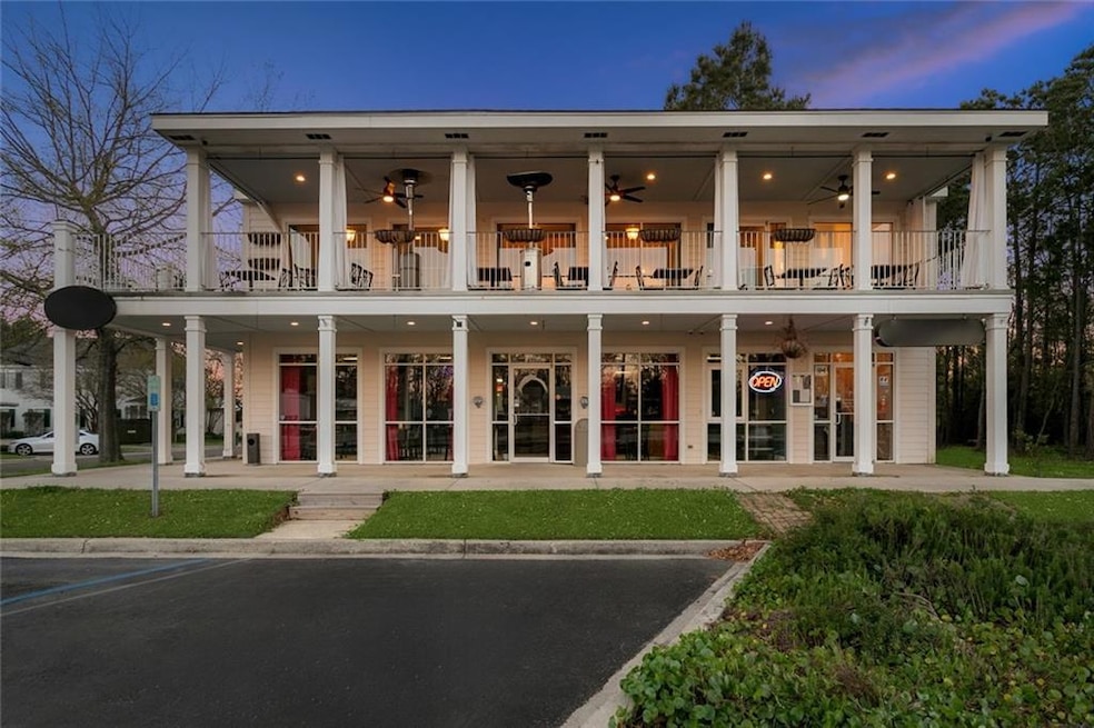 690 Lafitte St, Mandeville, LA 70448 - photo 1